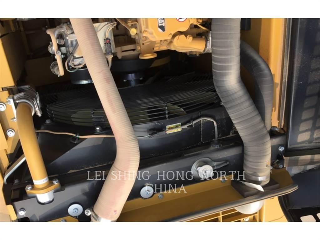 CAT 330D2L Pelle sur chenilles