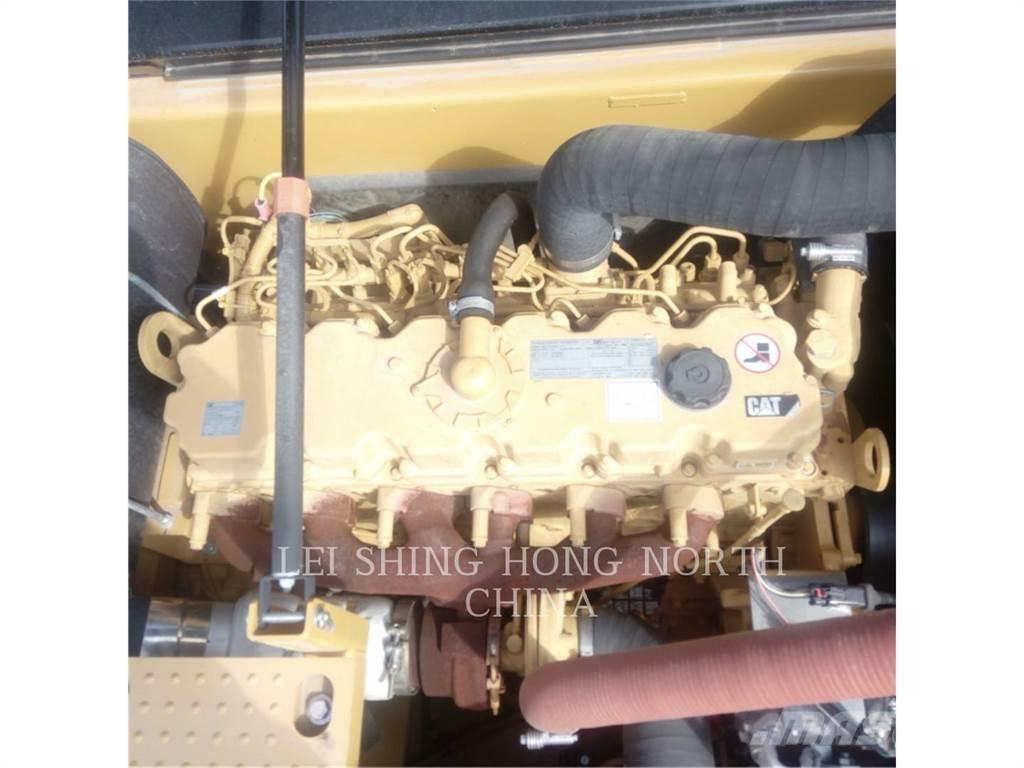 CAT 330D2L Pelle sur chenilles