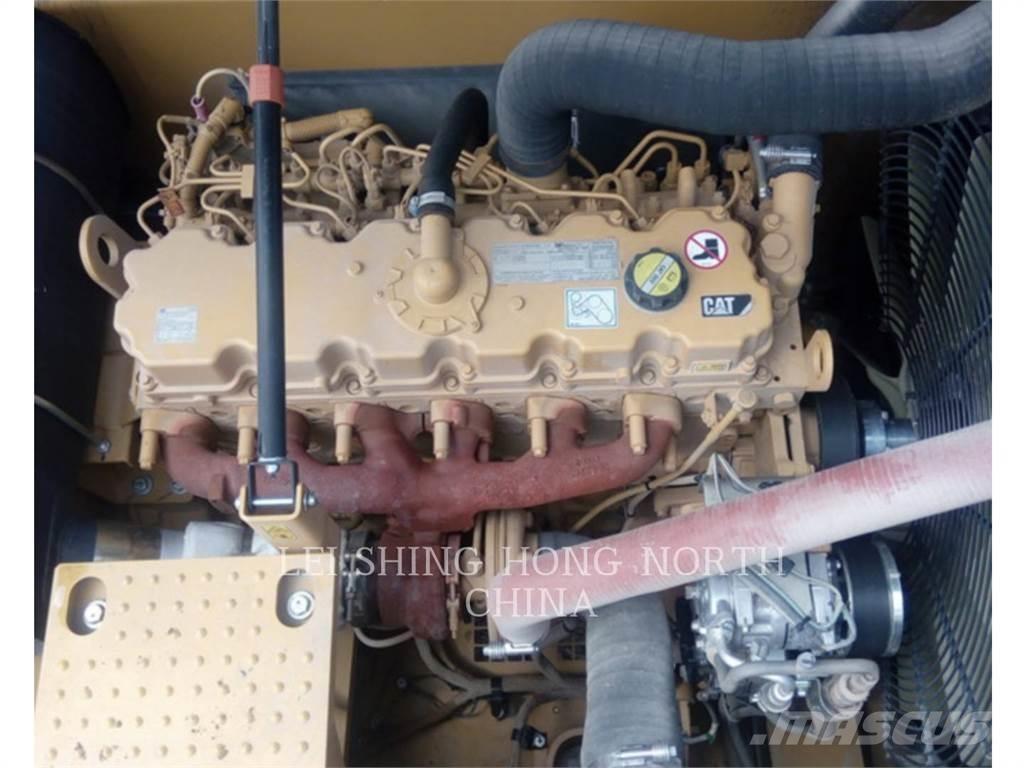 CAT 330D2L Pelle sur chenilles