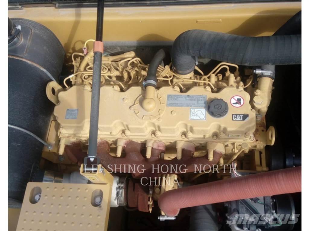 CAT 330D2L Pelle sur chenilles