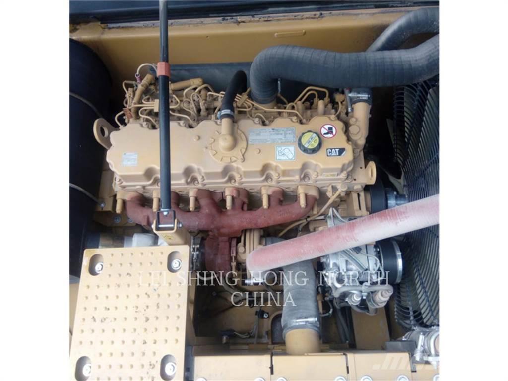 CAT 330D2L Pelle sur chenilles