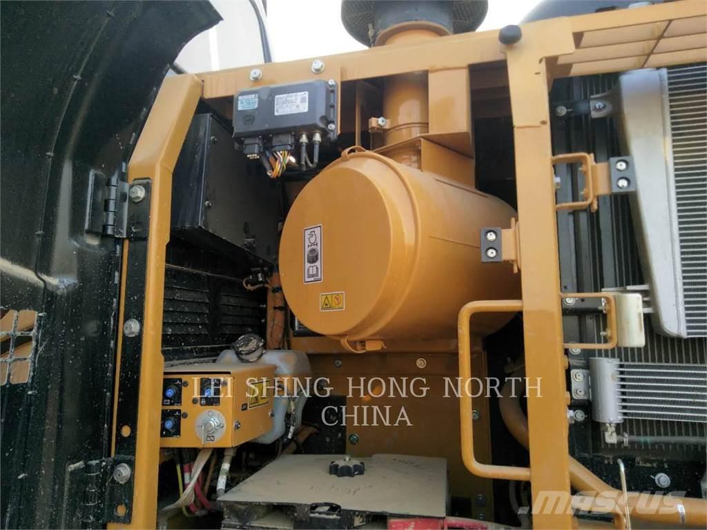 CAT 330D2L Pelle sur chenilles