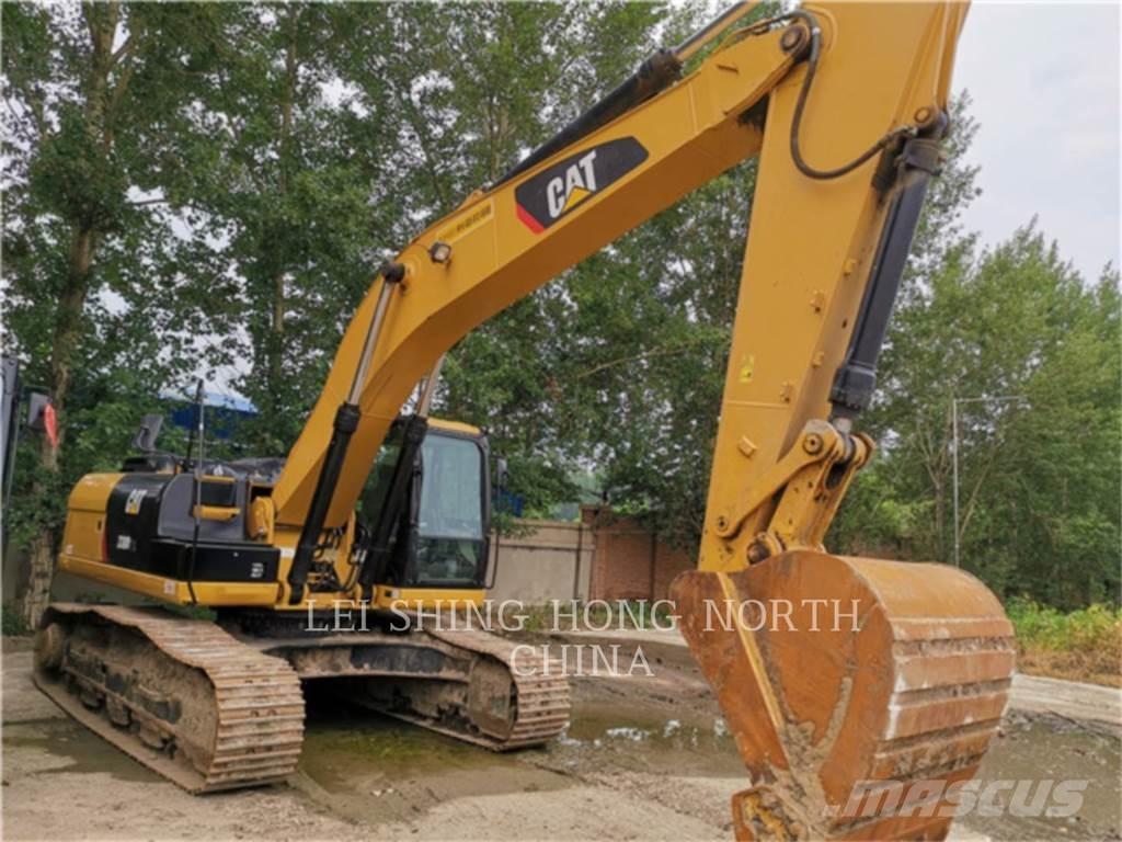 CAT 330D2L Pelle sur chenilles