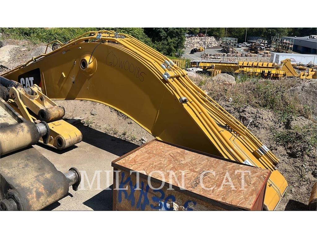CAT 330GC REACH BOOM Nacelles articulées