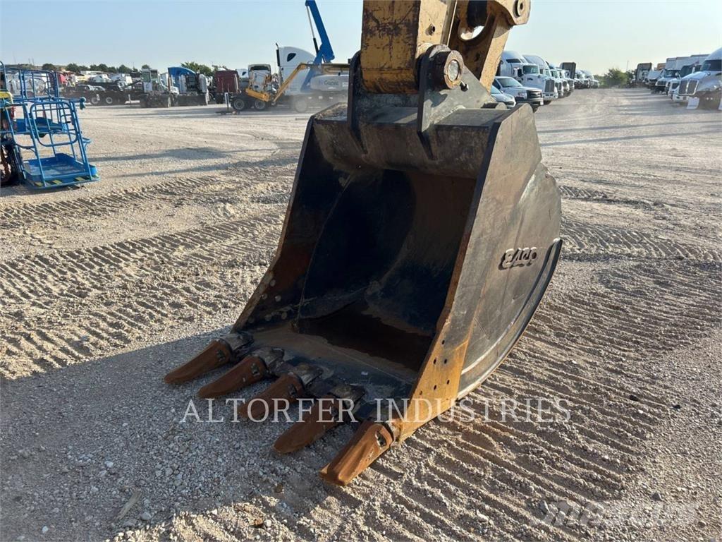 CAT 335F LCR Pelle sur chenilles