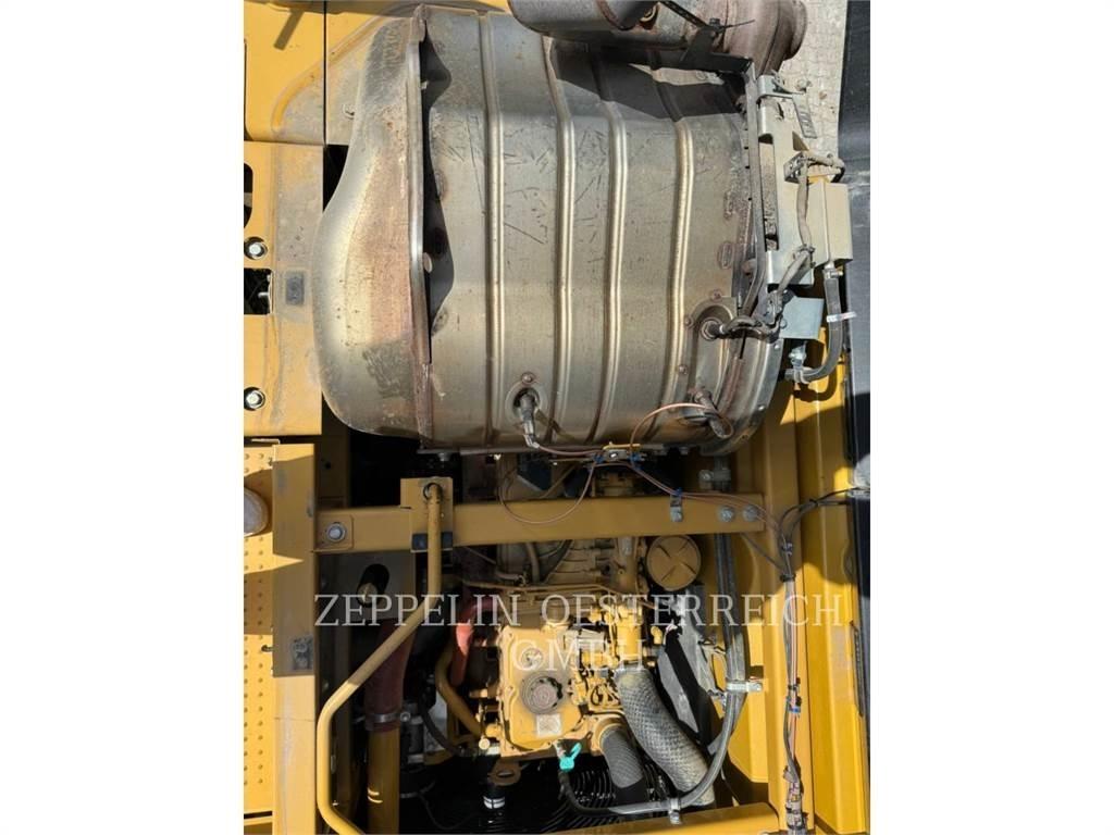 CAT 335FLCR Pelle sur chenilles