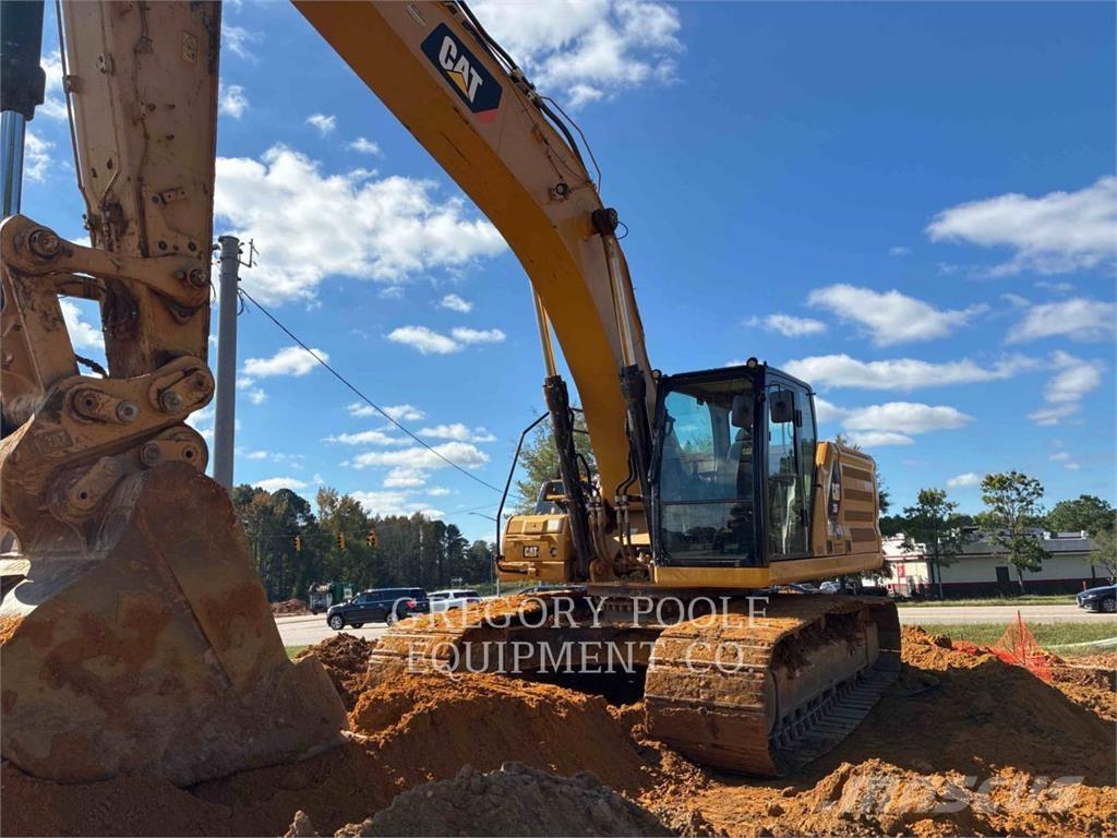 CAT 33607 Pelle sur chenilles