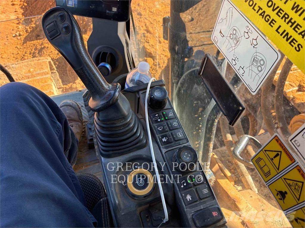 CAT 33607 Pelle sur chenilles