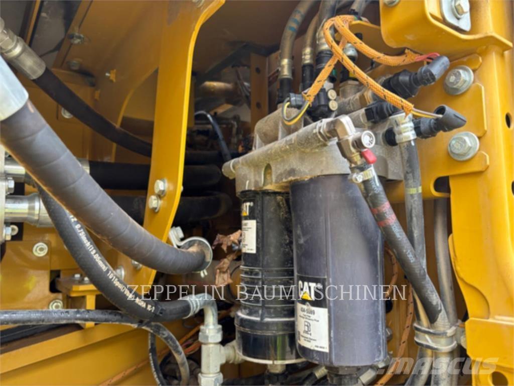 CAT 340-07A Pelle sur chenilles