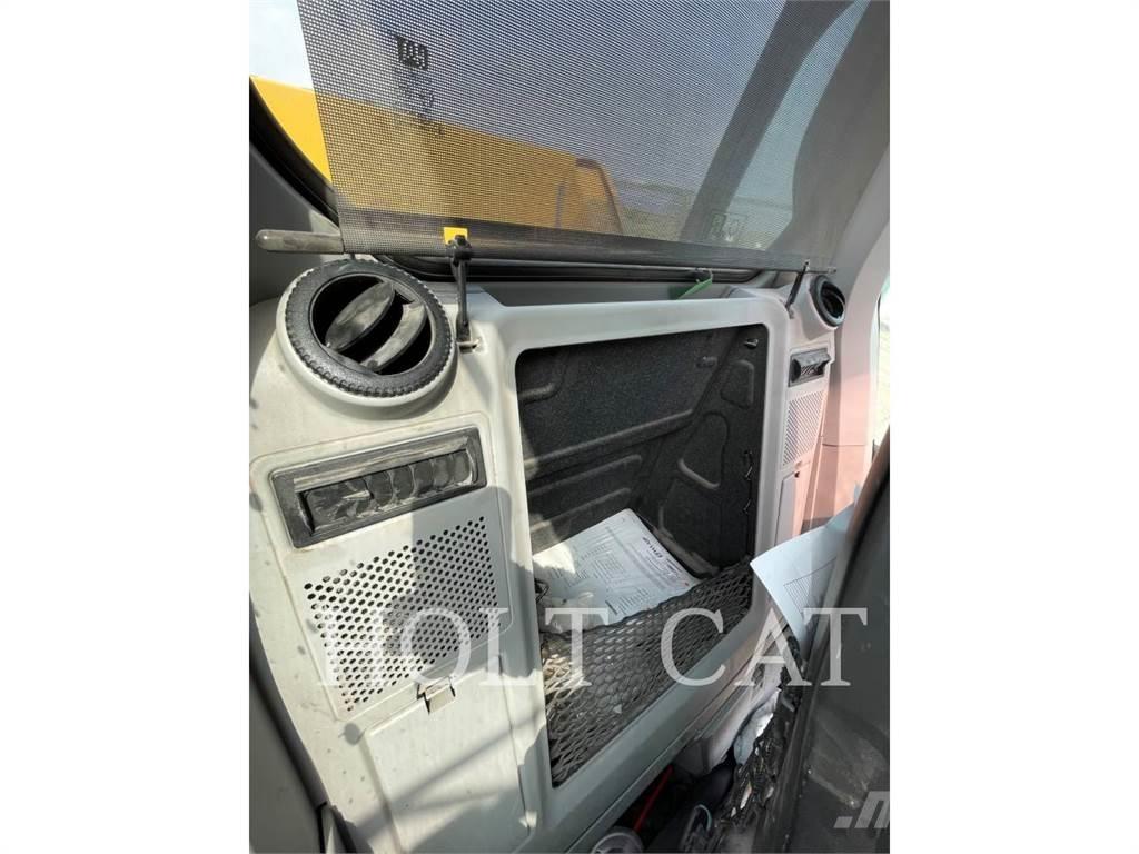 CAT 340 12 Pelle sur chenilles