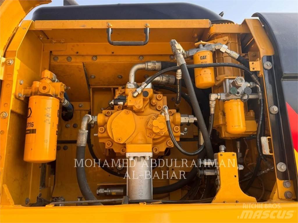 CAT 340D2L Pelle sur chenilles
