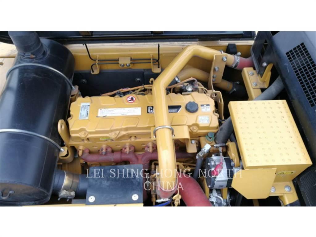 CAT 340D2L Pelle sur chenilles