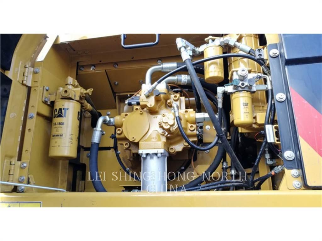 CAT 340D2L Pelle sur chenilles