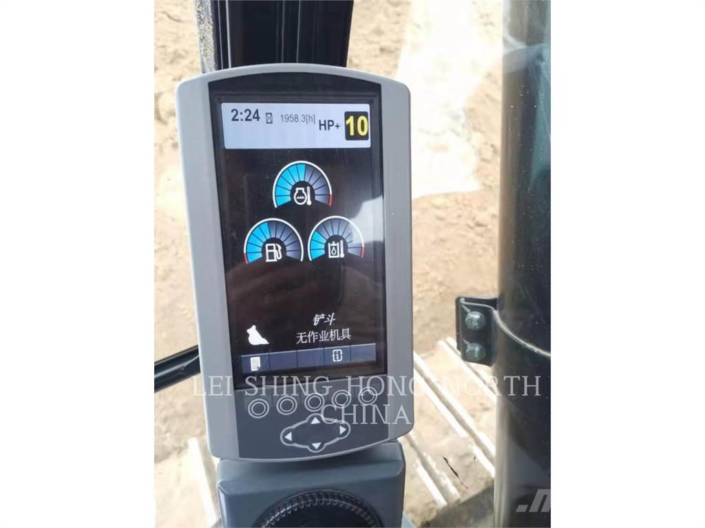 CAT 340D2L Pelle sur chenilles