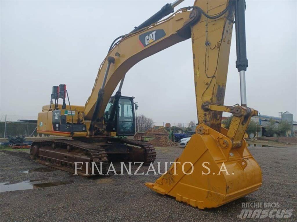 CAT 349D Pelle sur chenilles