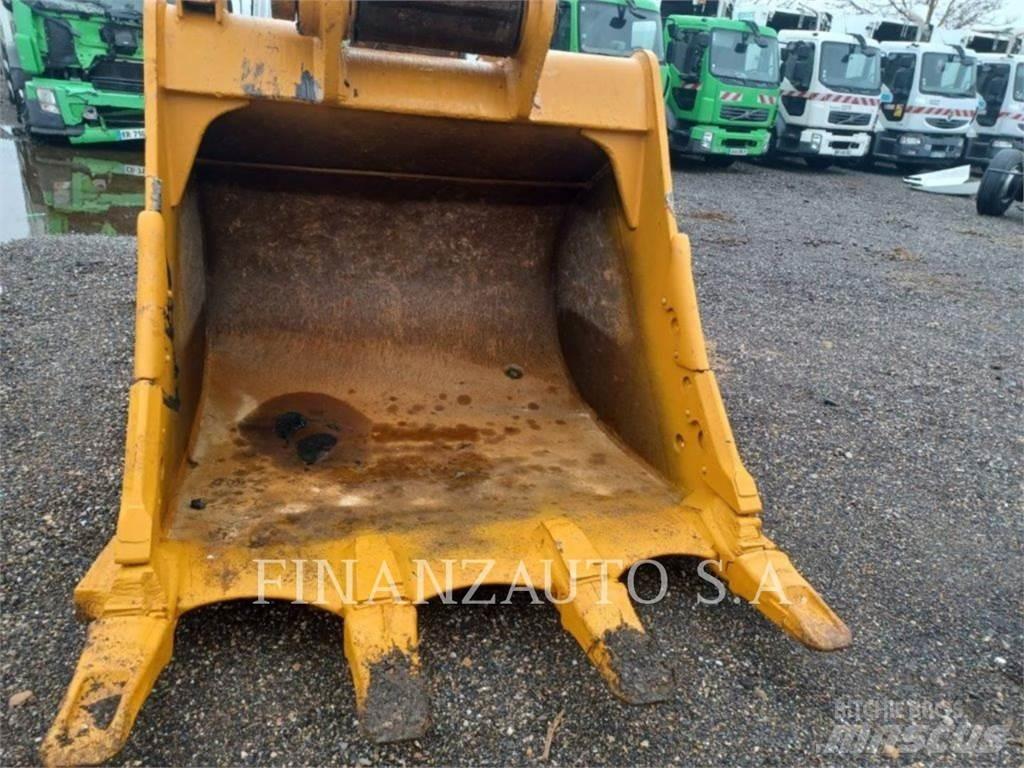 CAT 349D Pelle sur chenilles