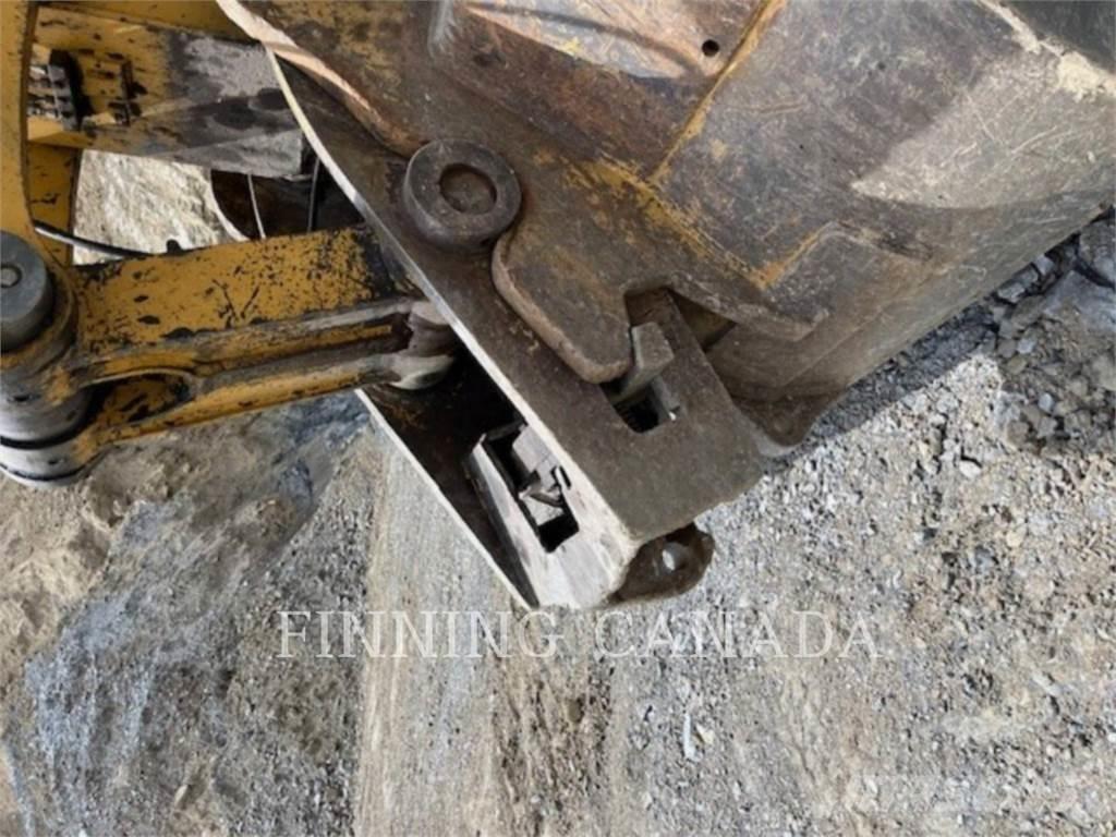 CAT 349E Pelle sur chenilles