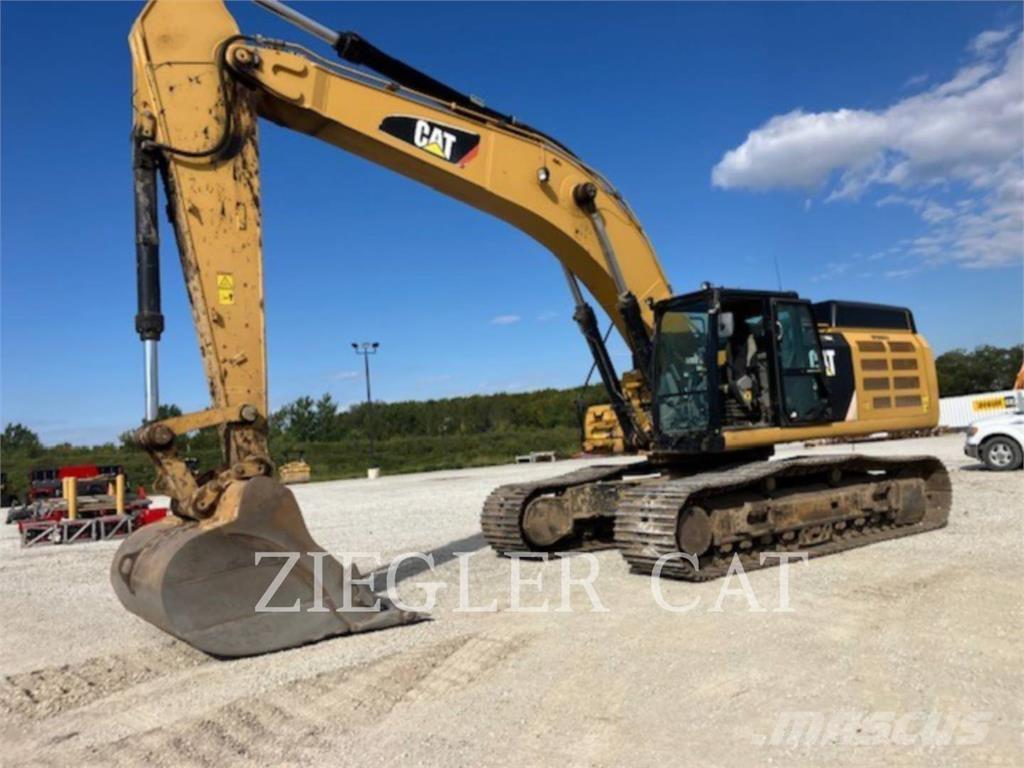 CAT 349F Pelle sur chenilles