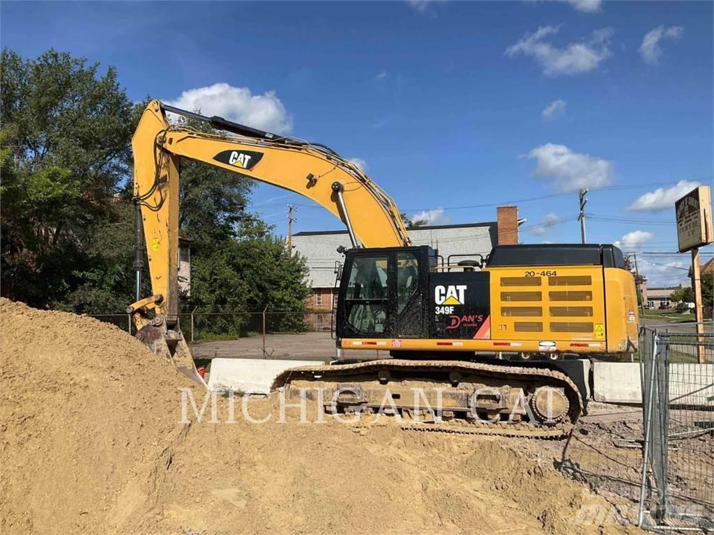 CAT 349FL + Pelle sur chenilles