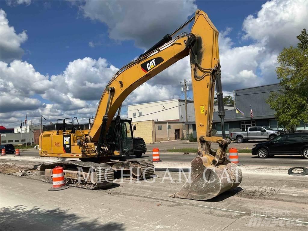 CAT 349FL + Pelle sur chenilles