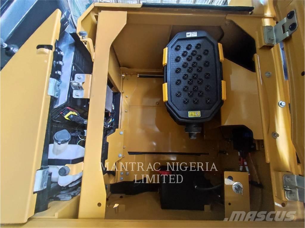 CAT 350-06 Pelle sur chenilles