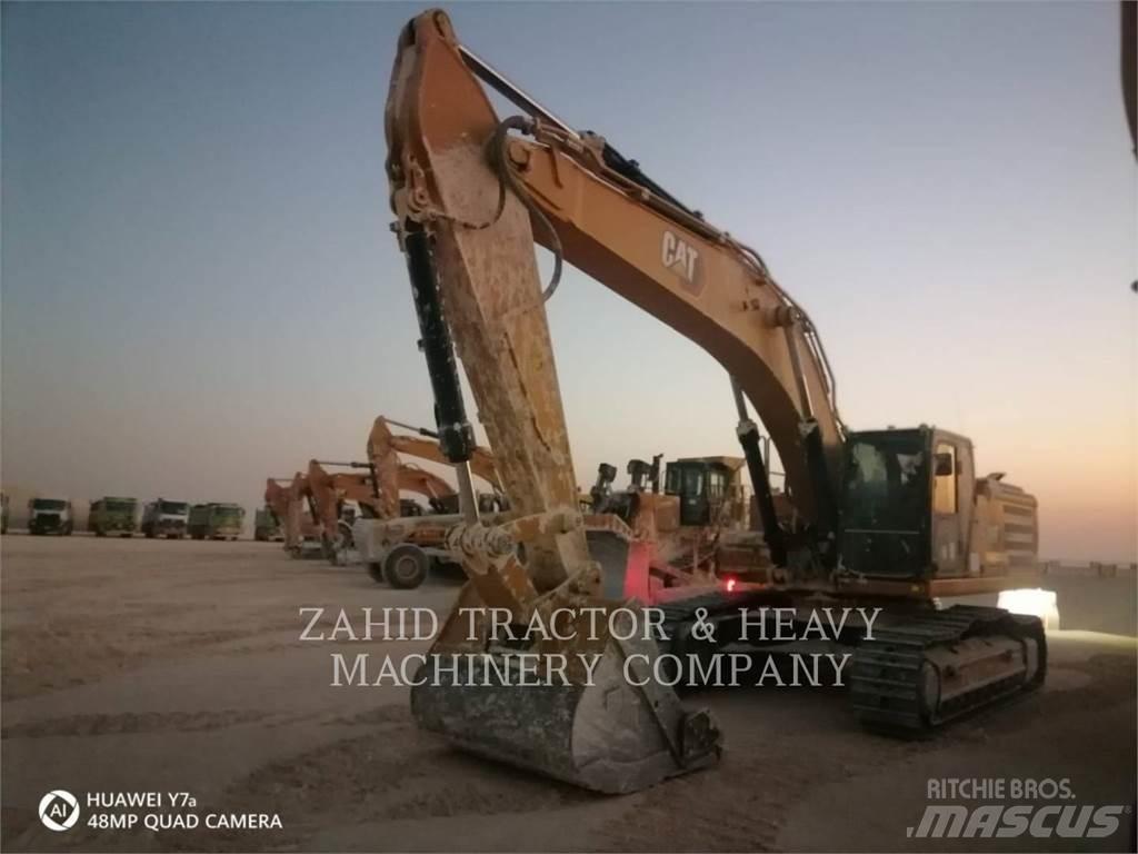 CAT 35006 Pelle sur chenilles