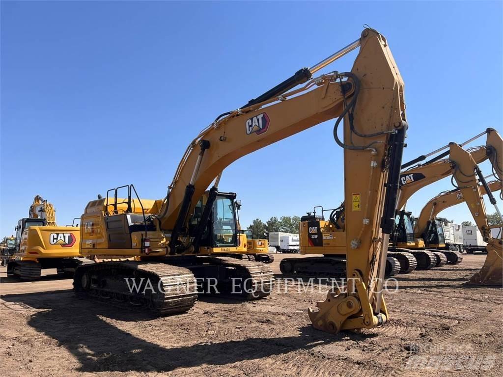 CAT 352 Pelle sur chenilles