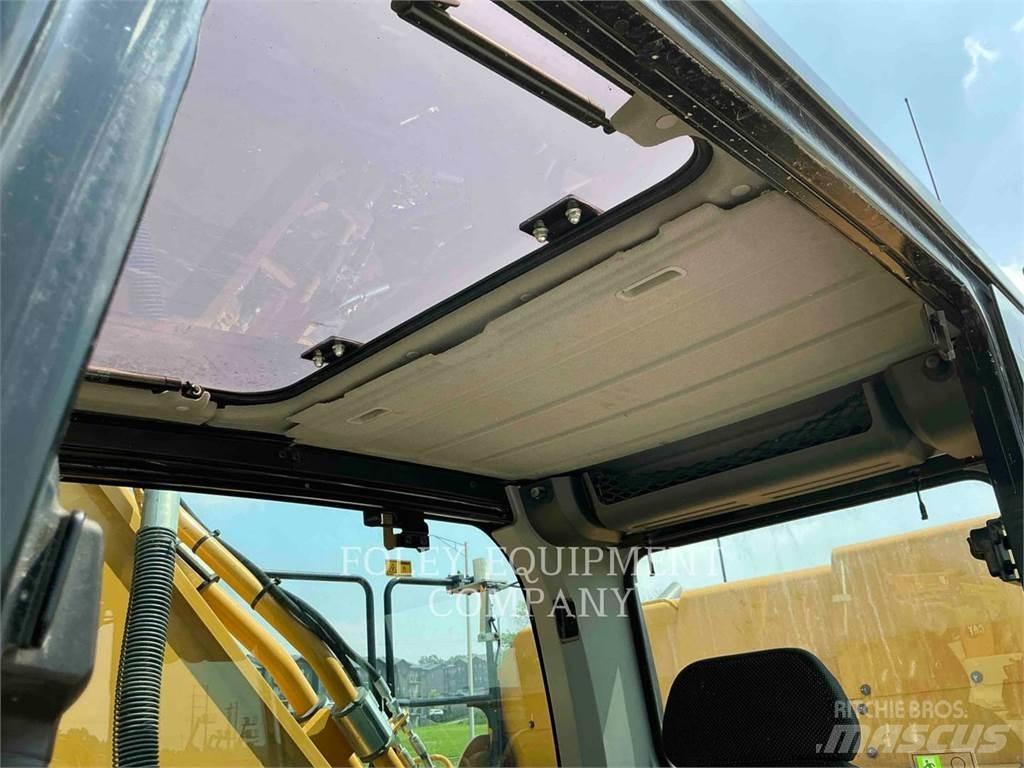 CAT 352-0812X Pelle sur chenilles