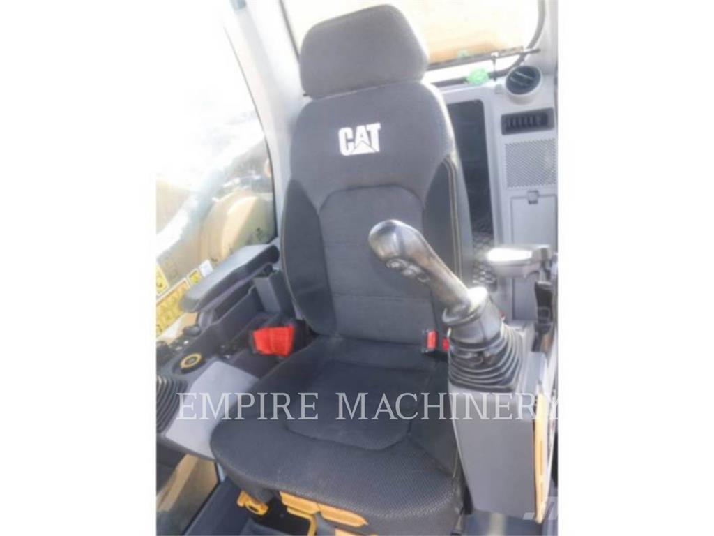 CAT 352-08FGP Pelle sur chenilles