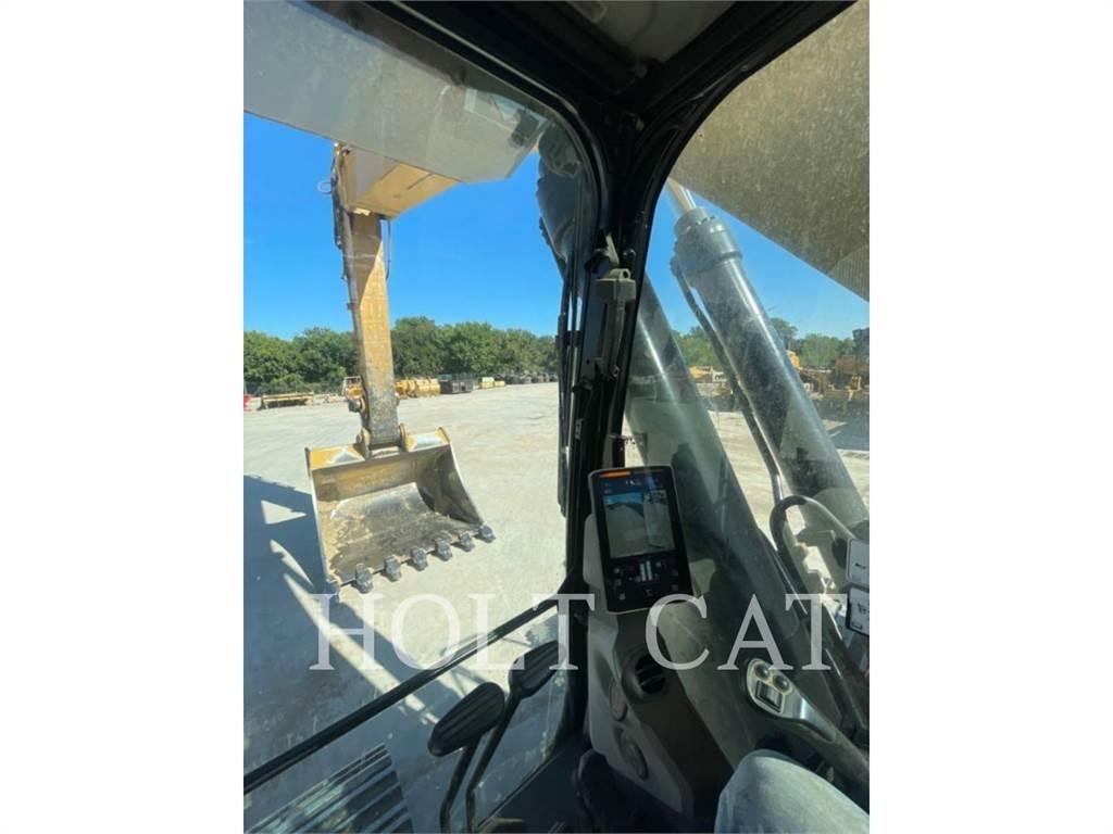 CAT 352 11 Pelle sur chenilles
