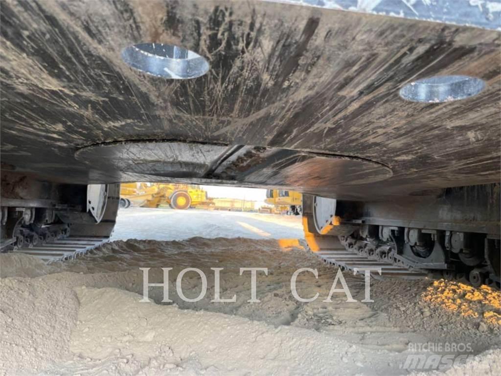 CAT 352 11 TC Pelle sur chenilles