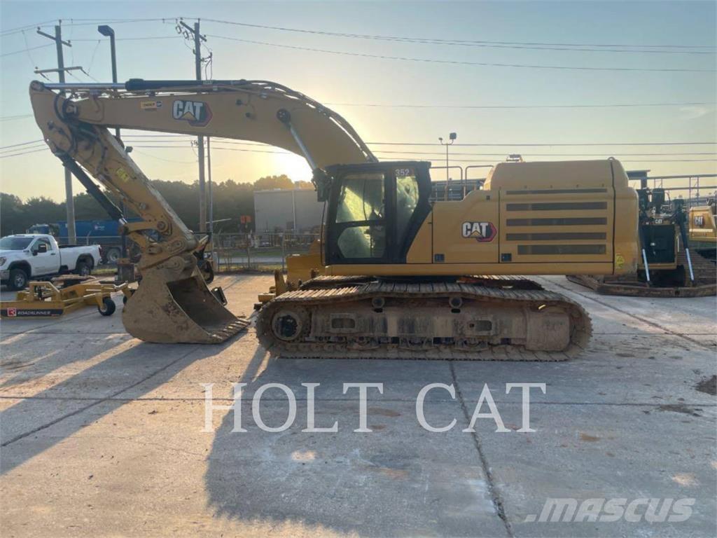 CAT 352 11 TC Pelle sur chenilles