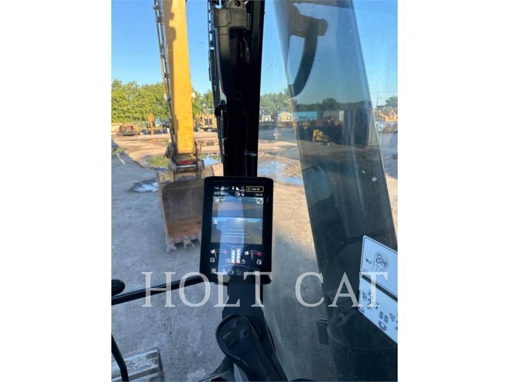CAT 352 12 TC Pelle sur chenilles