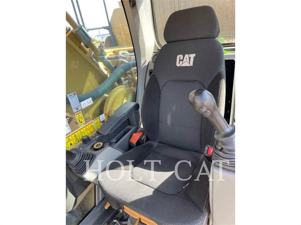 CAT 352 12 TC Pelle sur chenilles
