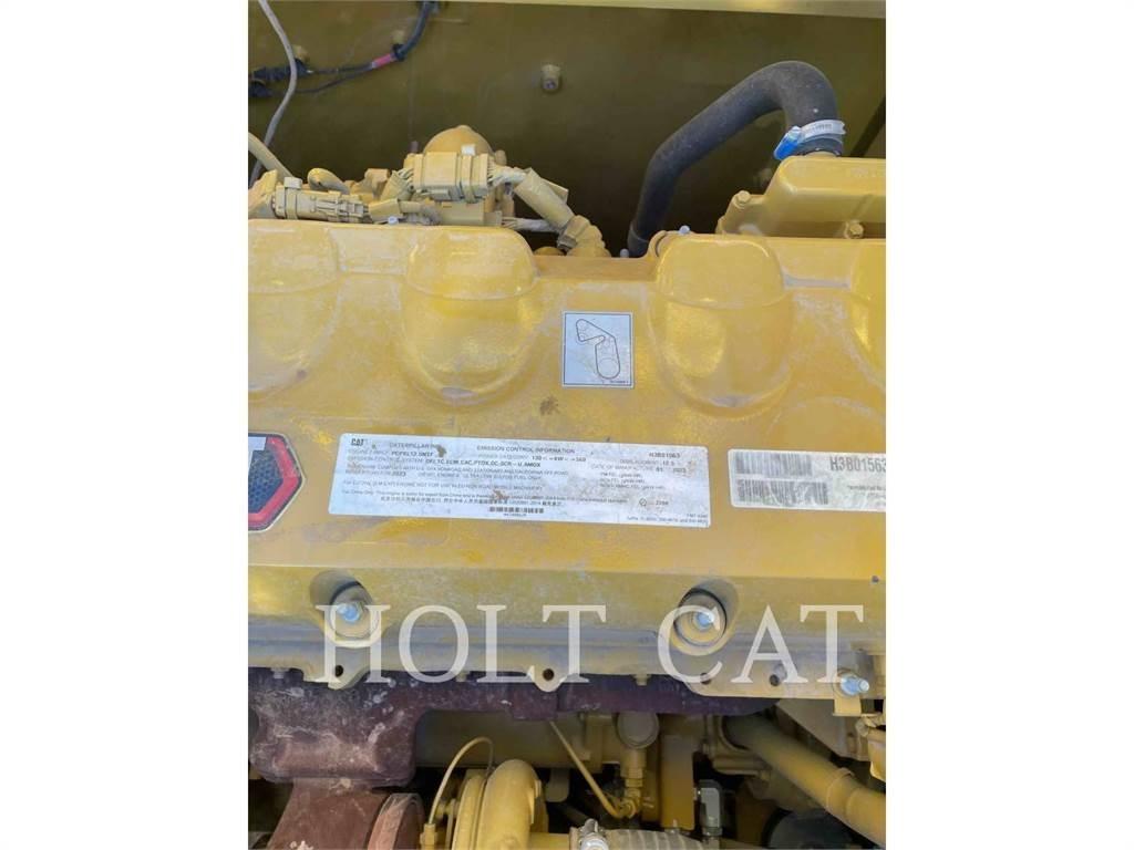 CAT 352 12 TC Pelle sur chenilles