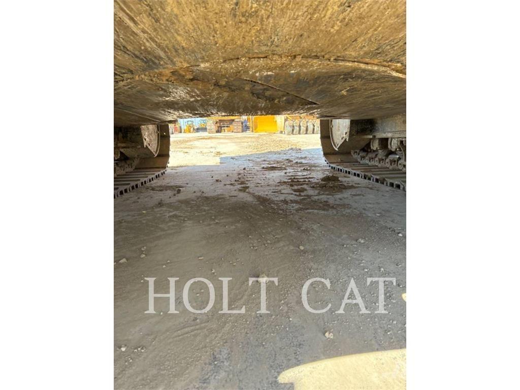 CAT 352 12 TC Pelle sur chenilles