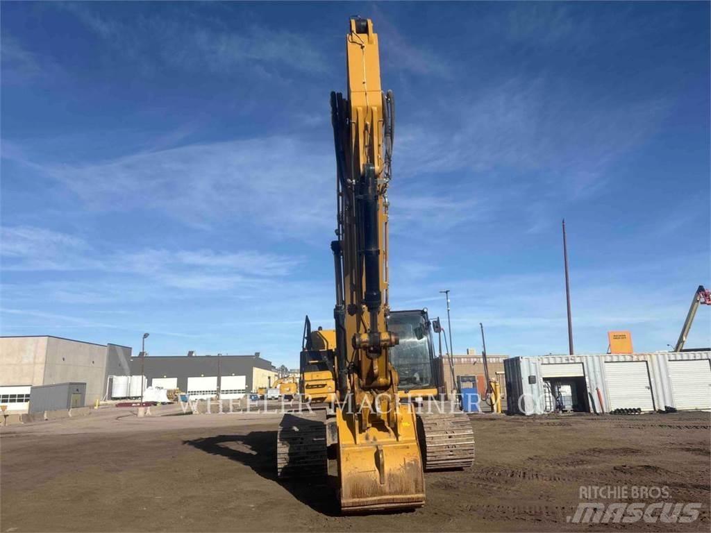CAT 352 CF Pelle sur chenilles