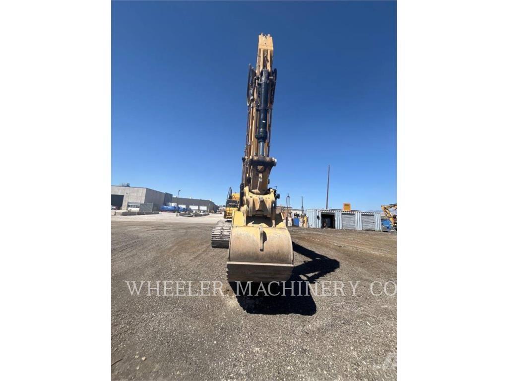 CAT 352 CF Pelle sur chenilles