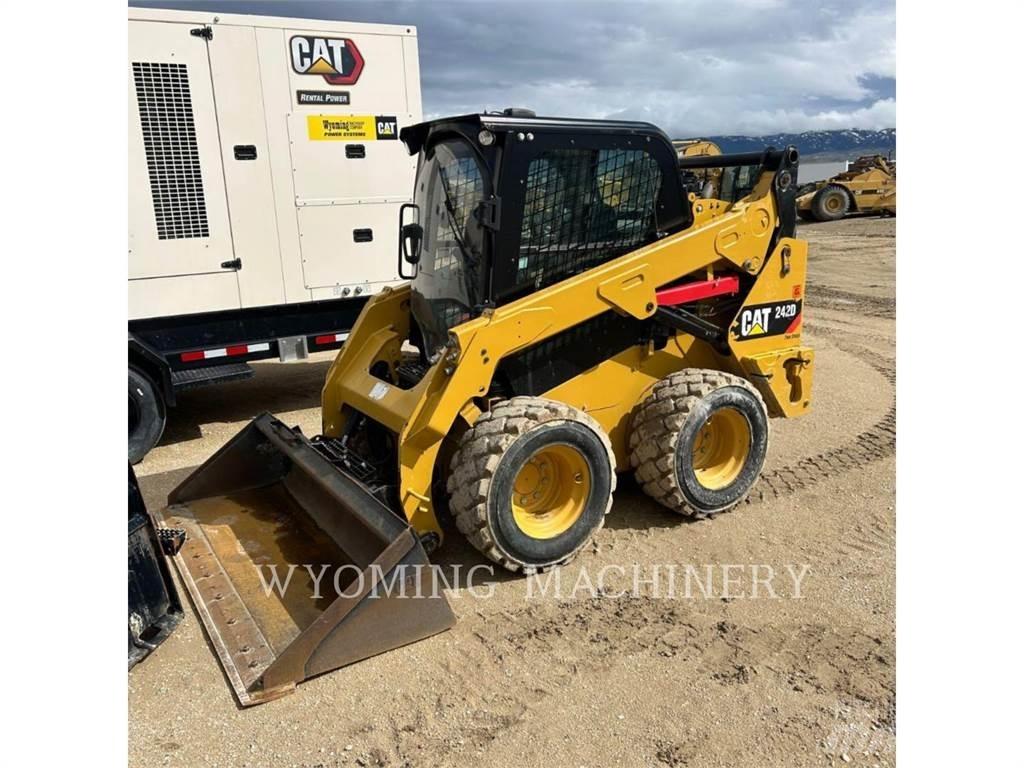CAT 352D Chargeuse compacte