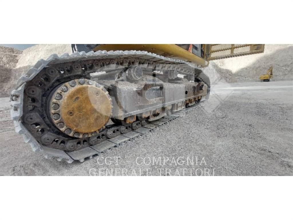 CAT 352F Pelle sur chenilles