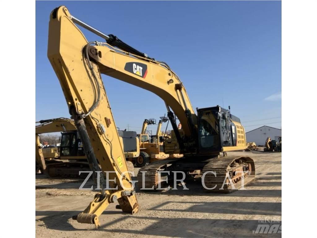 CAT 352F Pelle sur chenilles