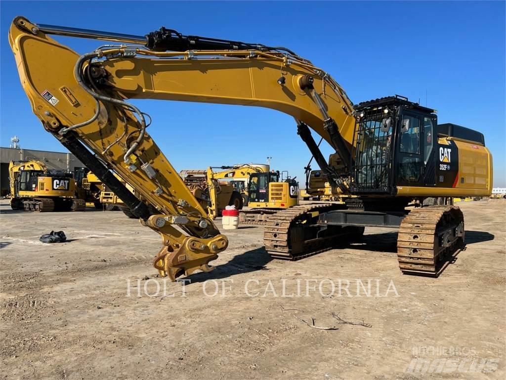 CAT 352F VG 3W Pelle sur chenilles