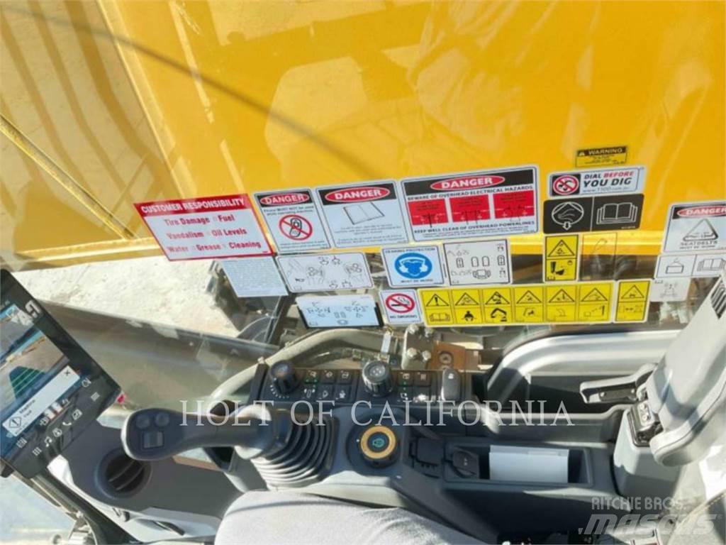 CAT 374 Pelle sur chenilles