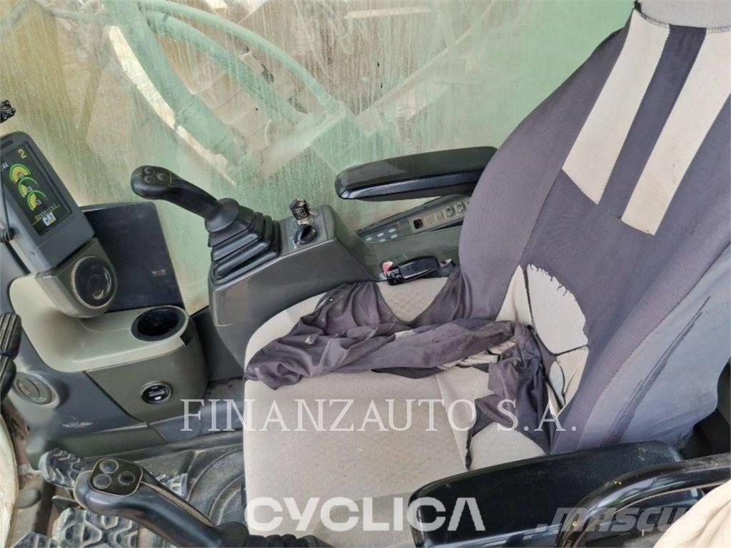 CAT 385C Pelle sur chenilles