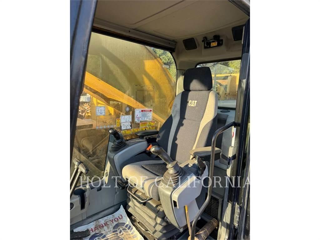 CAT 390FL Pelle sur chenilles