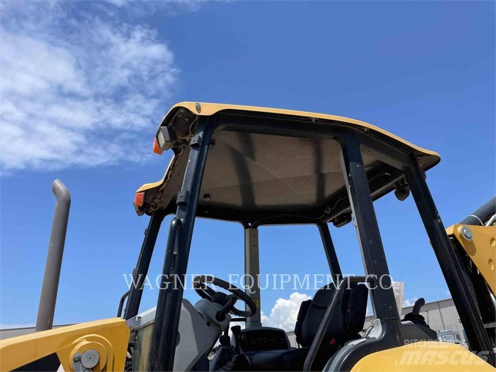CAT 415F2 4WD Tractopelle