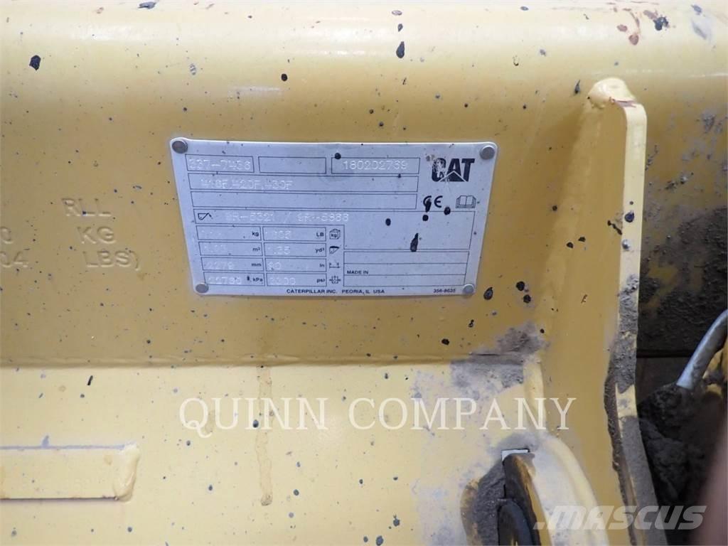 CAT 415F2 IL Tractopelle