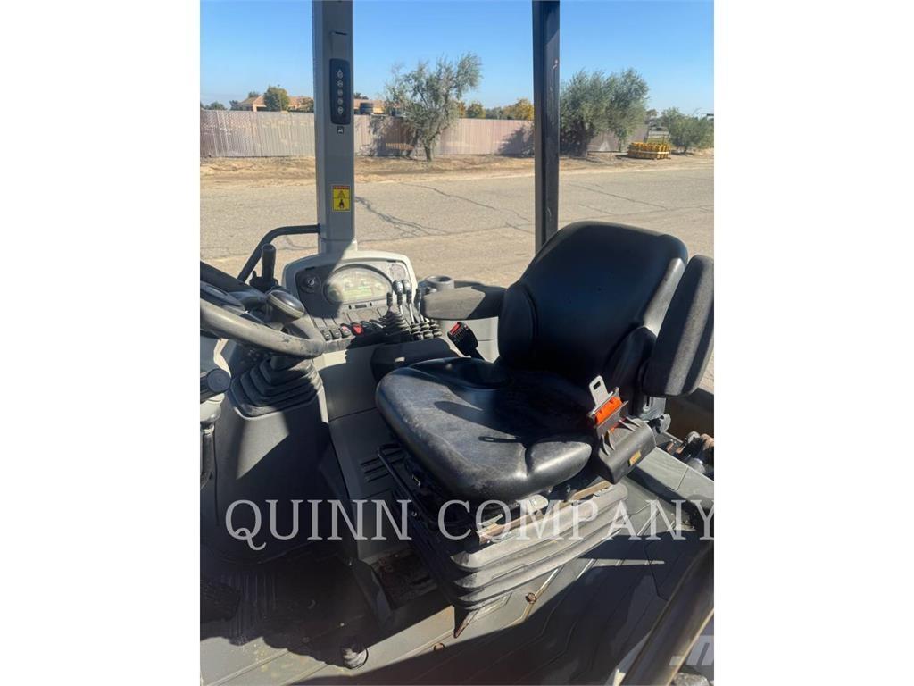 CAT 415F2IL Tractopelle