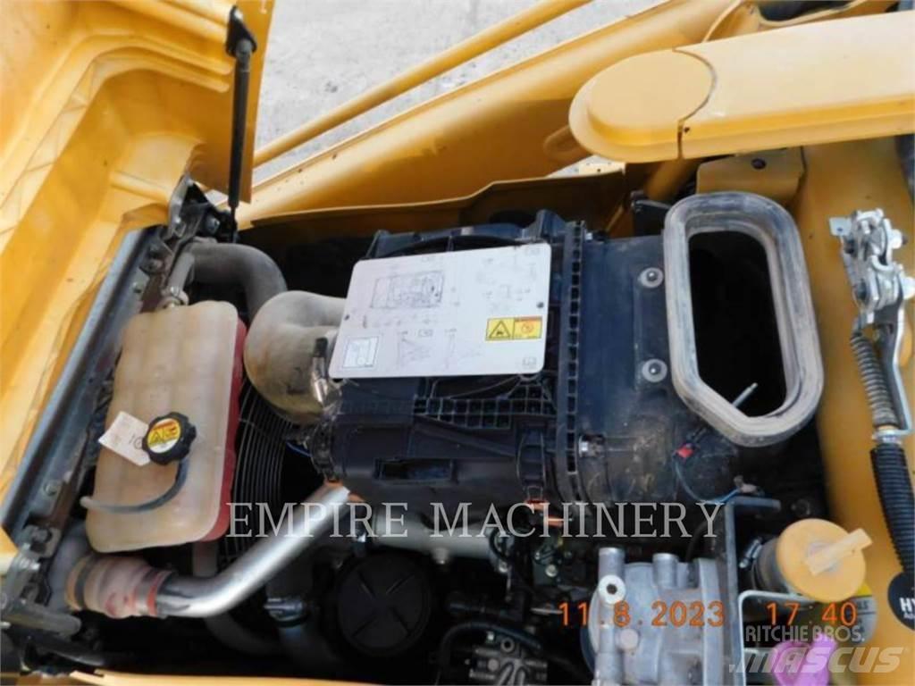 CAT 416F2 4EO Tractopelle
