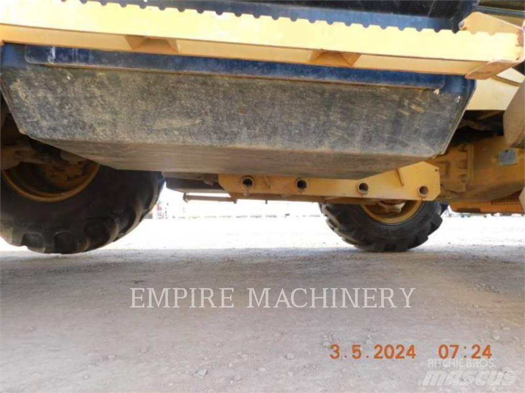 CAT 416F2 4EO Tractopelle